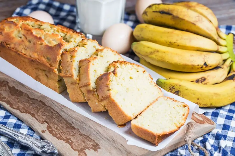 Cream Cheese Swirled Banana Bread