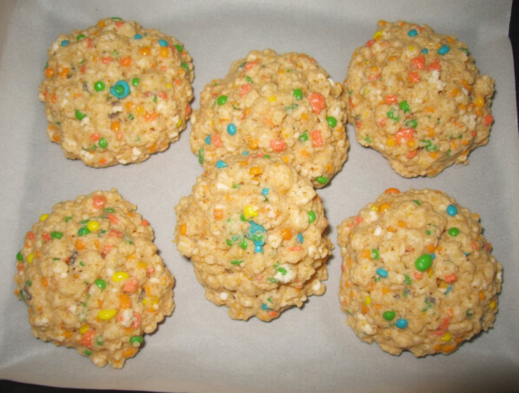 Fruity Pebbles Cookies